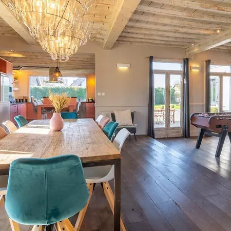 15 Min To Lille - Beautiful 14P House 5 Bedrooms Holiday home Sainghin-en-Melantois